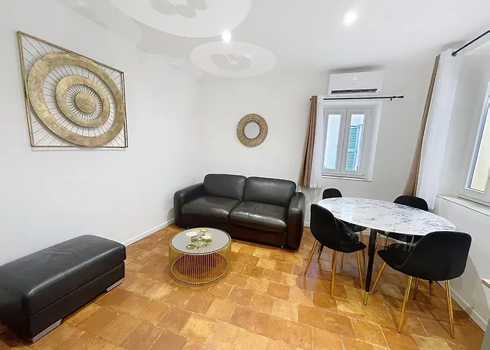 Duplex Cosy Viel Lejlighed Antibes